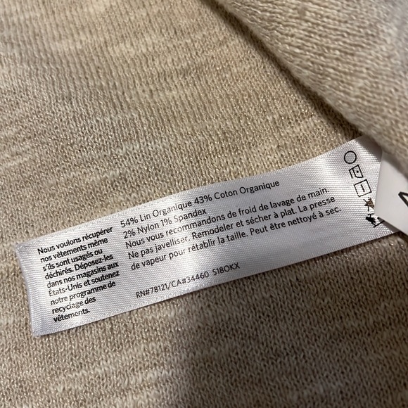 Exactly the layering piece of the season! A soft jacket by Eileen Fisher! - Picture 7 of 8